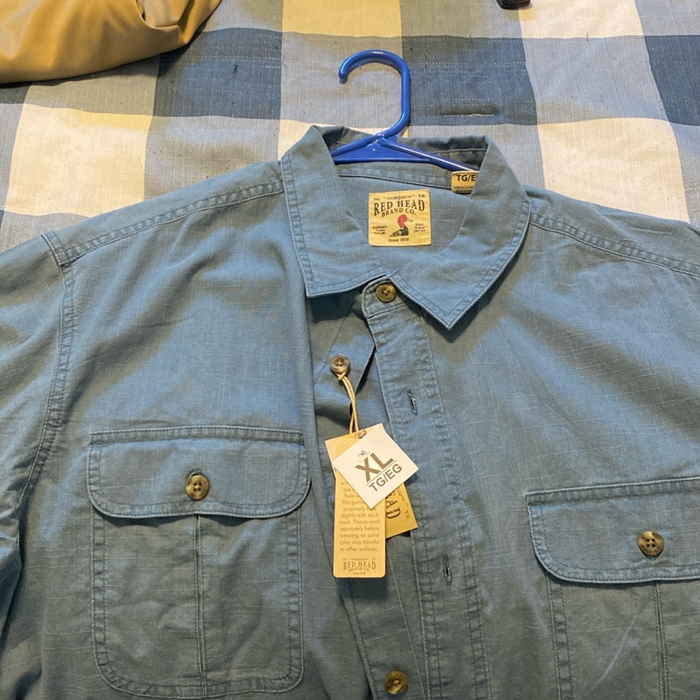 Red head Button up